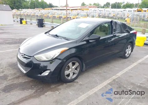 2013 Hyundai Elantra Gls from USA, damaged, VIN 5NPDH4AE1DH385623